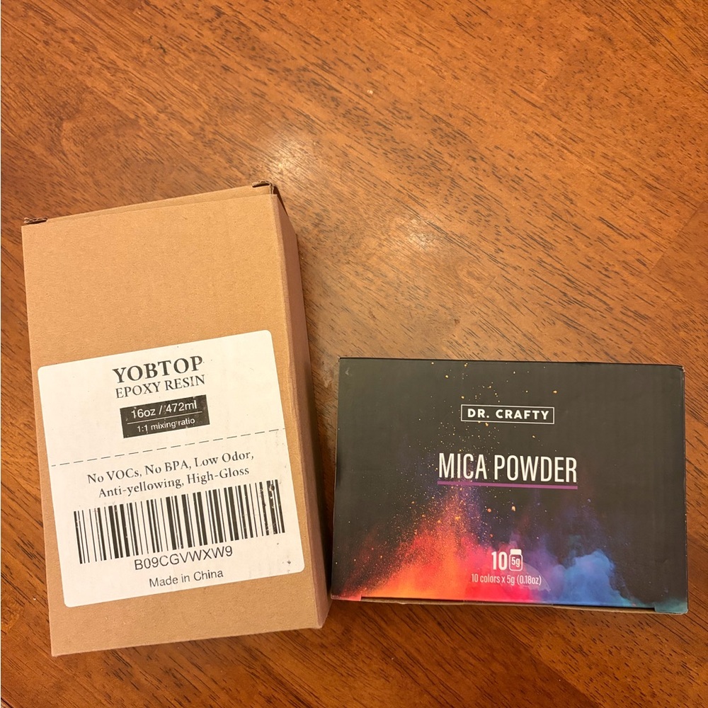 Dr. Crafty Mica Powder Set & Resin Kit